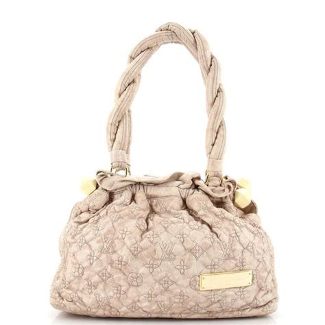 louis vuitton olympe stratus gm|LOUIS VUITTON Lambskin Olympe Stratus GM Beige.